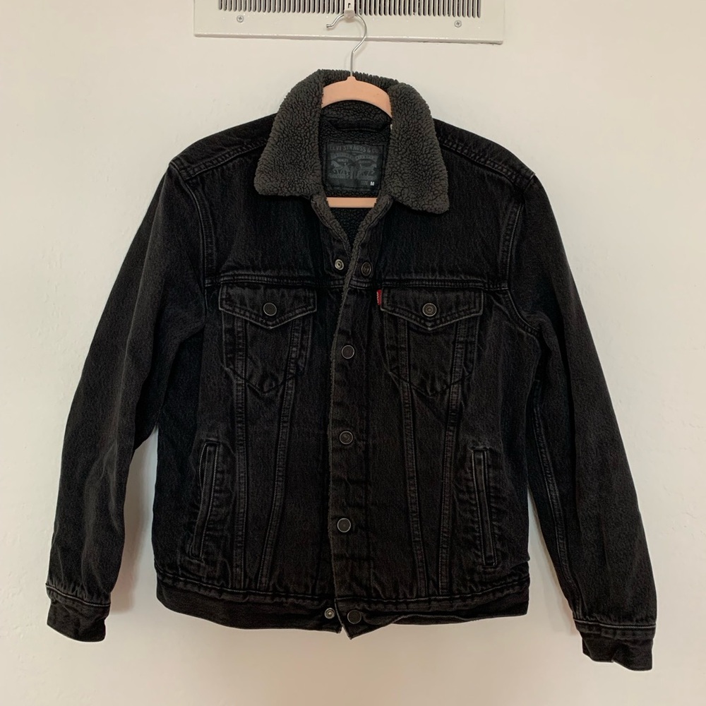 Levi’s- Black Denim Jacket